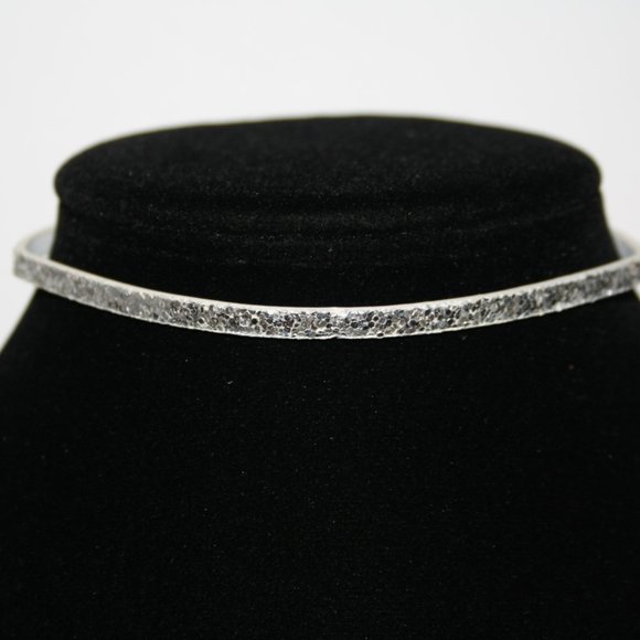 Beautiful silver glittery choker necklace 12.5-17" - Picture 1 of 5